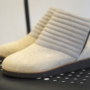 Reality Studio Saa Boot